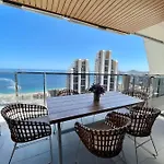Sunset Waves Luxury 200m From The Apartamento *
