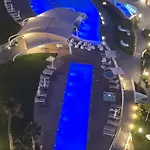 Sunset Waves Luxury 200m From The Apartamento *