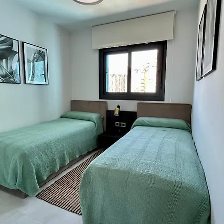 דירה Sunset Waves Luxury 200m From The