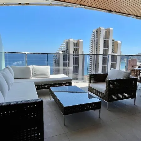 דירה Sunset Waves Luxury 200m From The