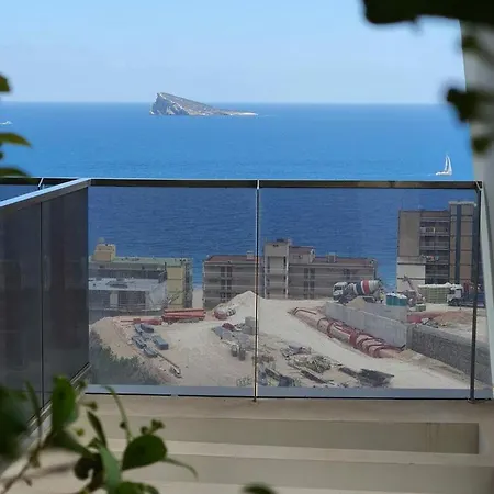 Sunset Waves Luxury 200m From The דירה