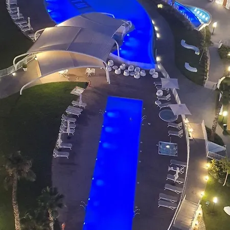 Sunset Waves Luxury 200m From The דירה *
